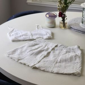 Forever 21 lace summer set. Crop top & skirt Color White Top Sz SM. Skirt Sz MD